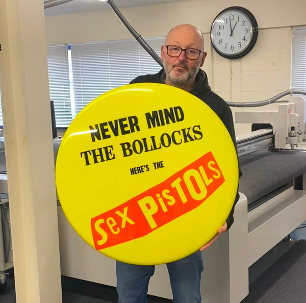 Sex Pistols, Never Mind the Bollocks SUPERSIZE 3D Vintage Pin Badge